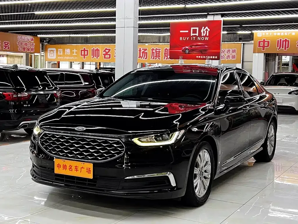 Ford Taurus — фото 1