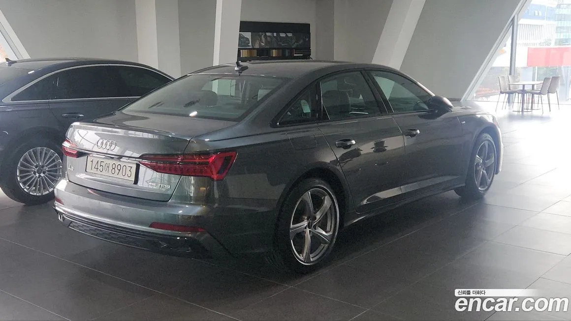 Audi A6 — фото 2