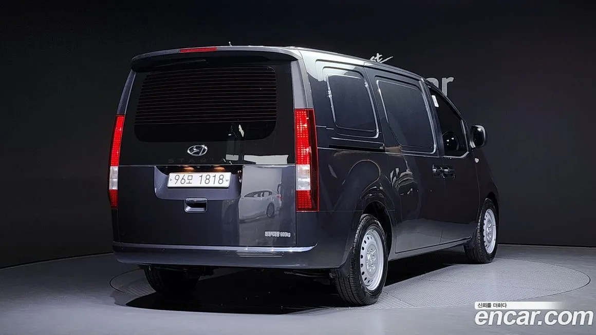 Hyundai Staria — фото 2