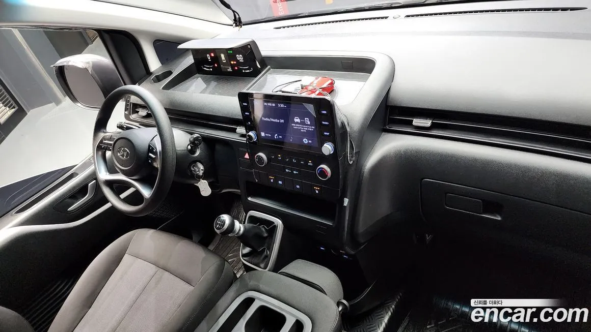 Hyundai Staria — фото 7