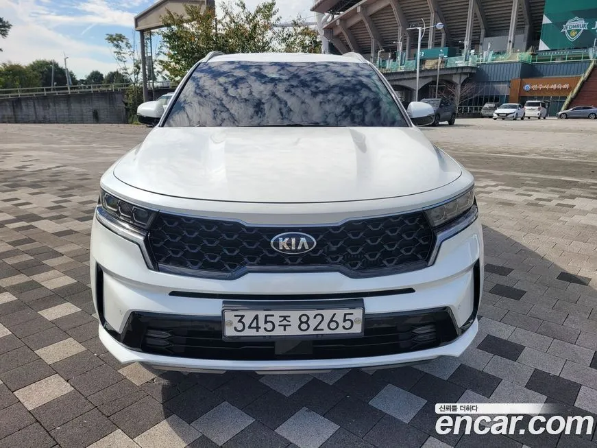 Kia Sorento — фото 1