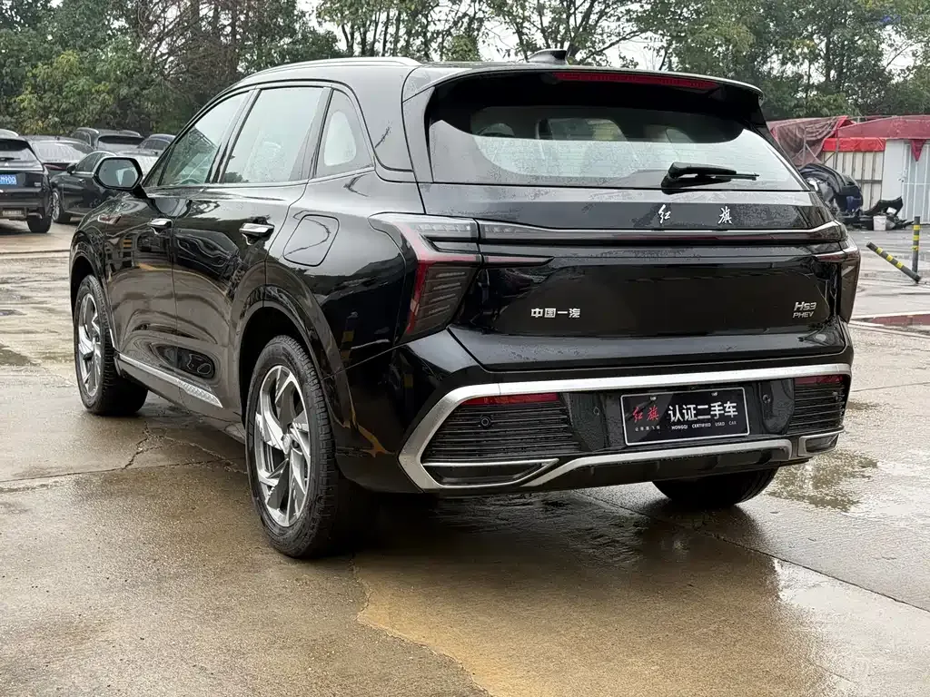 Hongqi HS3 PHEV — фото 6