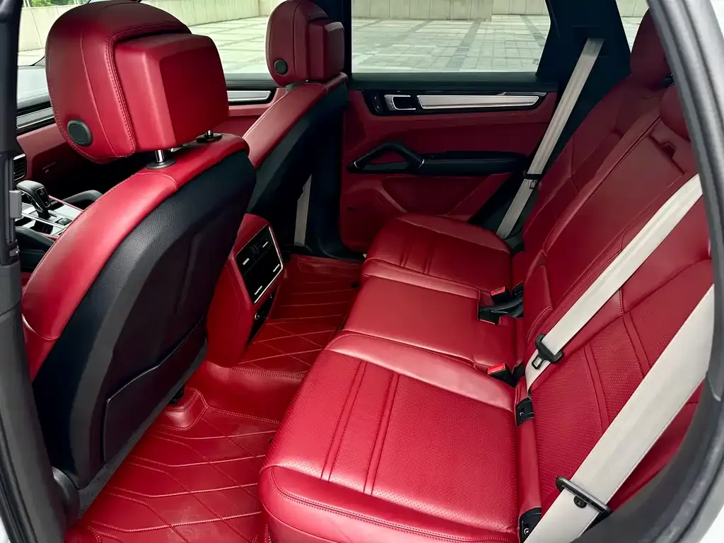 Porsche Cayenne 2023 из CN, фото 7