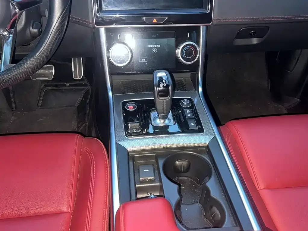 Jaguar XEL 2023 из CN, фото 9