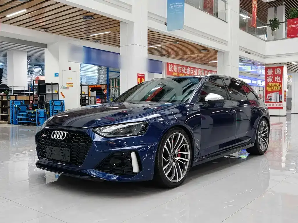 Audi RS 4 2021 из CN, фото 1