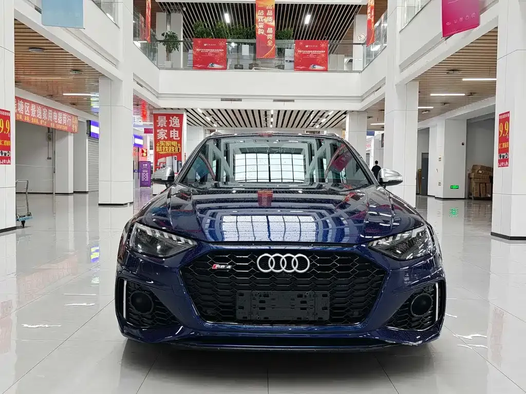 Audi RS 4 2021 из CN, фото 2
