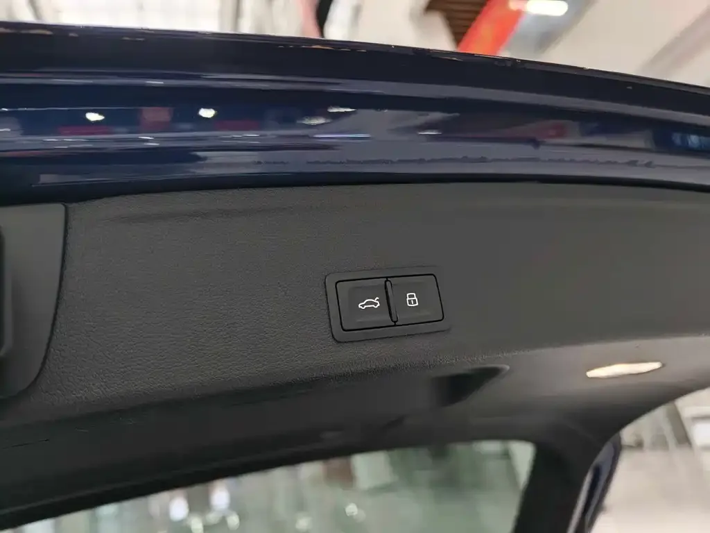 Audi RS 4 2021 из CN, фото 8