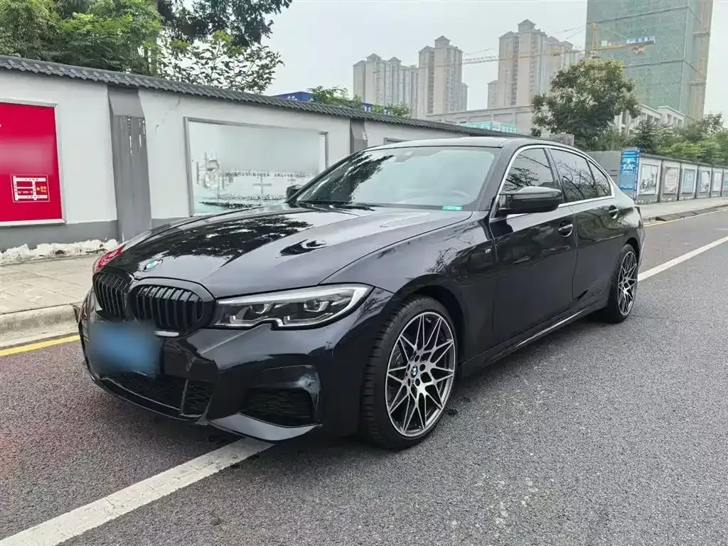 BMW 3 Series 2021 из CN, фото 1