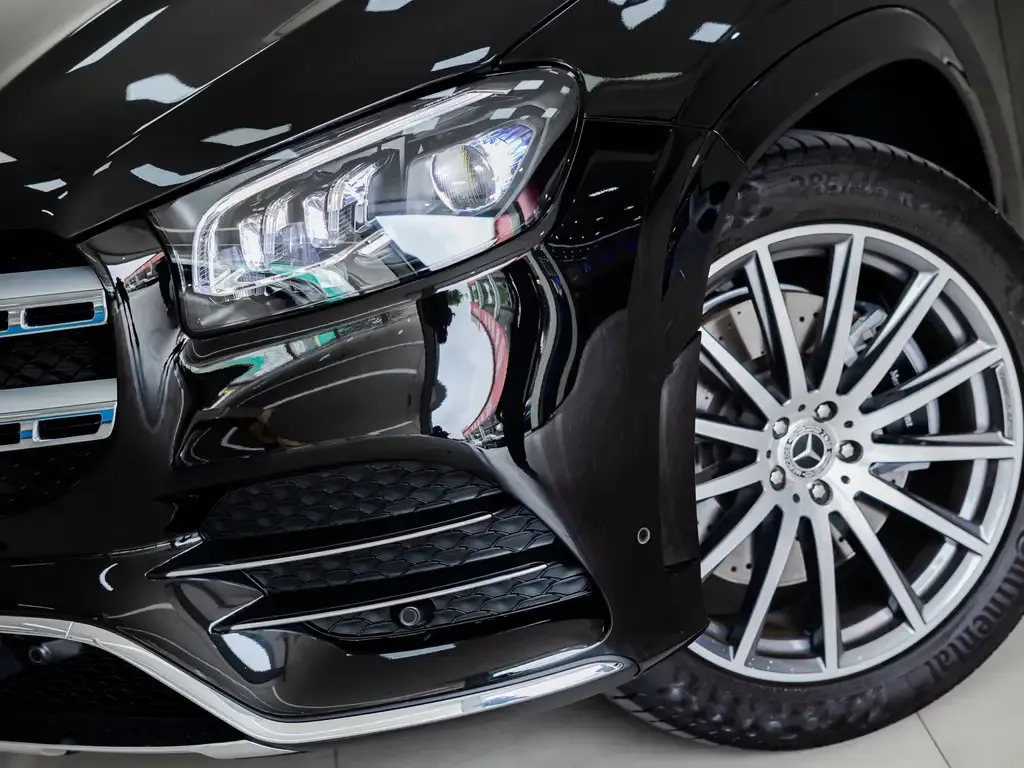 Mercedes-Benz GLS — фото 10