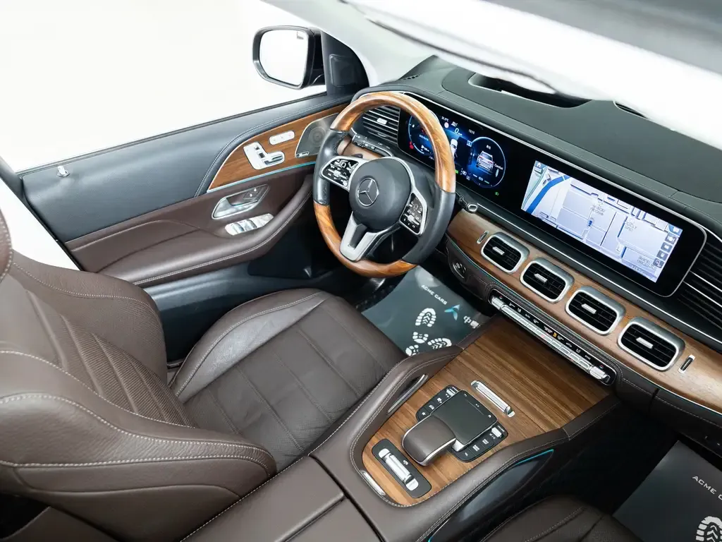 Mercedes-Benz GLS — фото 6
