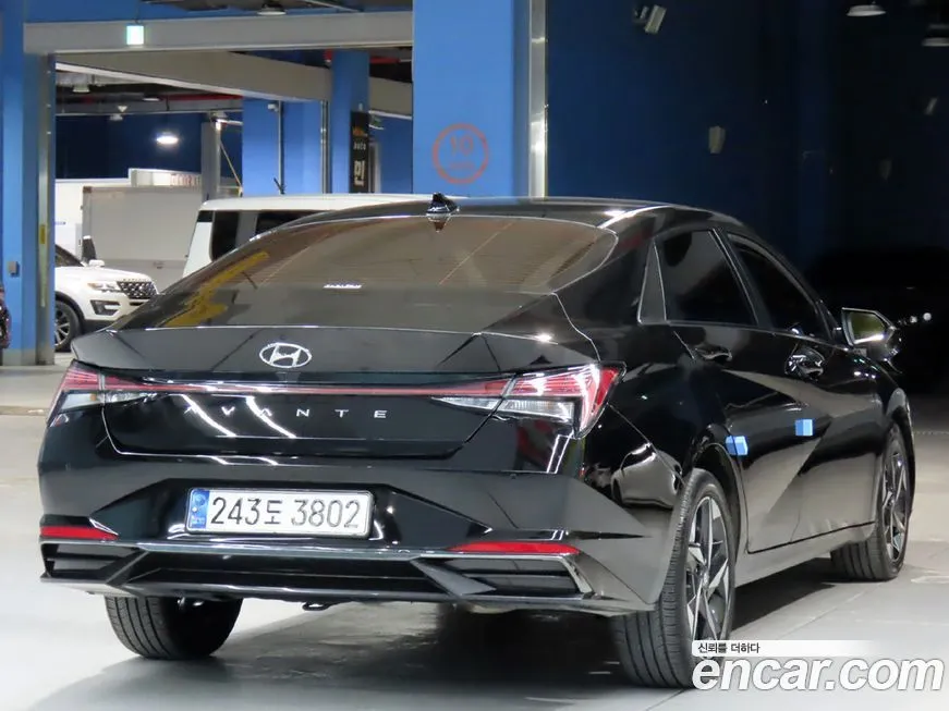 Hyundai AVANTE — фото 4