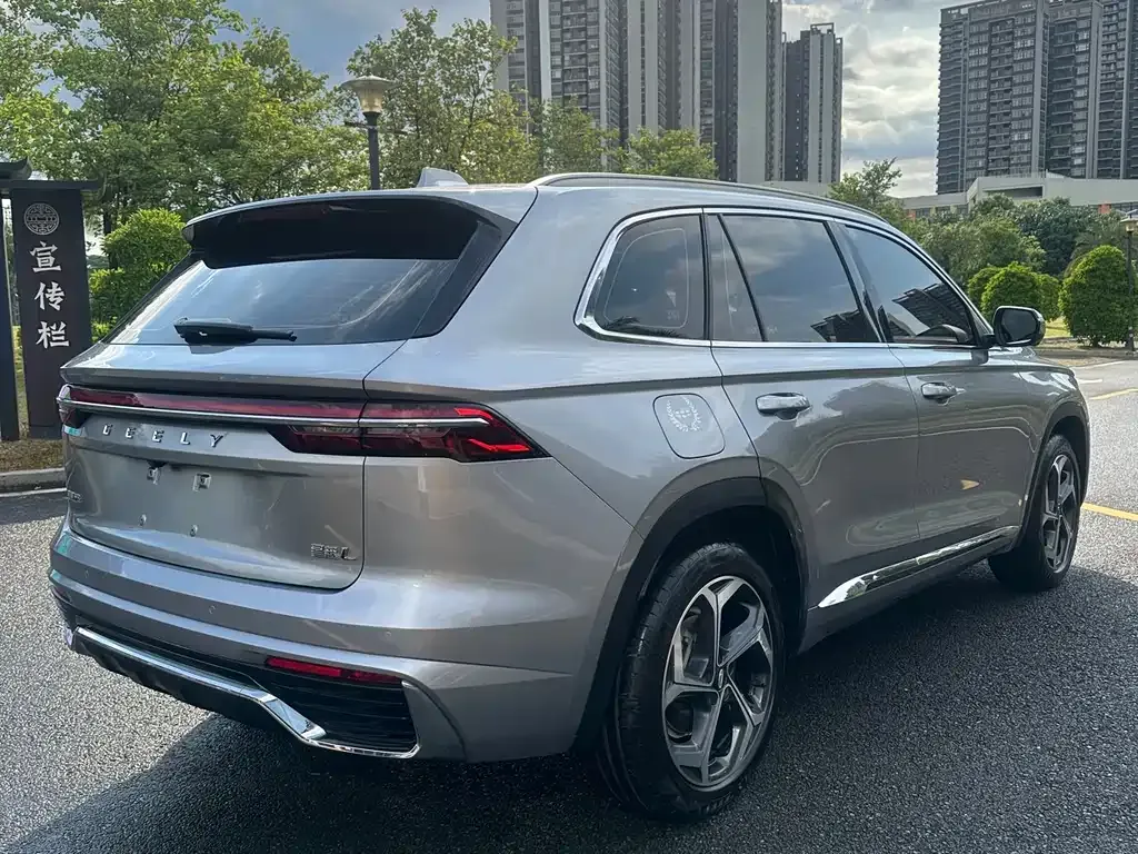 Geely Xingyue L — фото 4