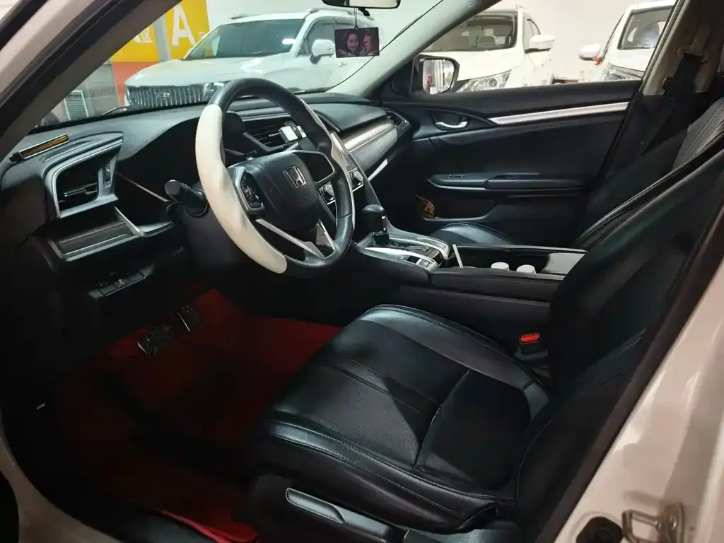 Honda Civic — фото 4