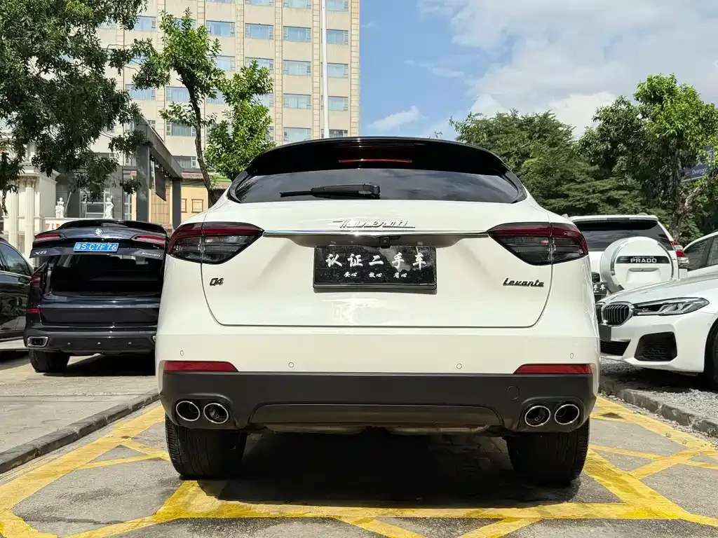 Maserati Levante — фото 2