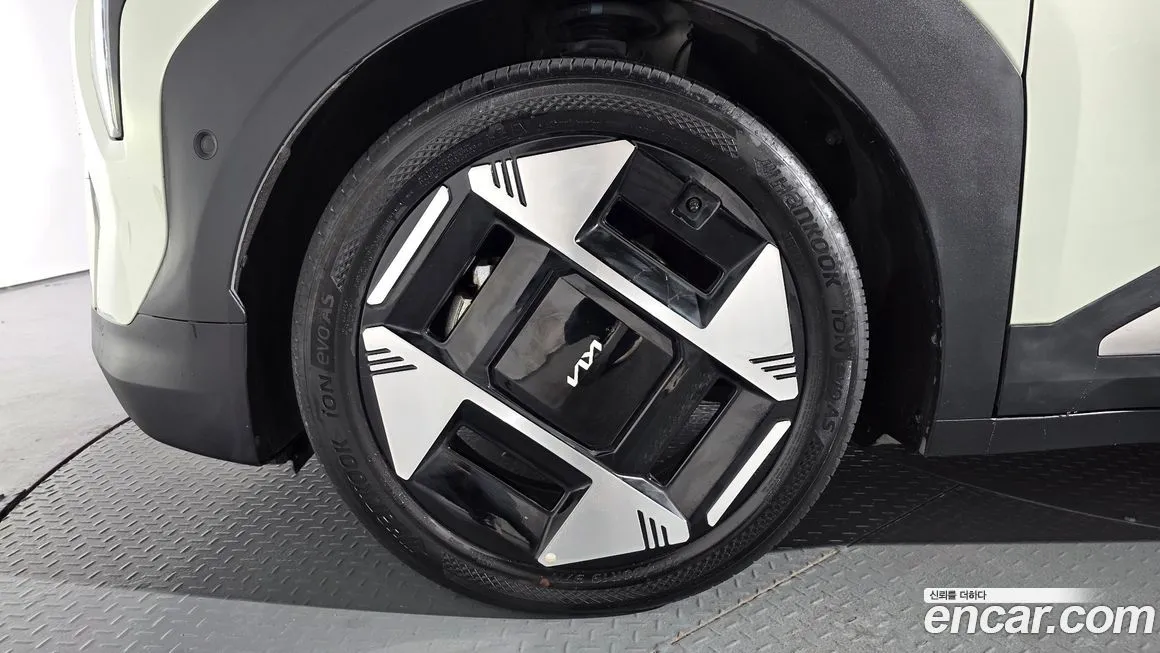 [object Object] EV3 2025 из KR, фото 5