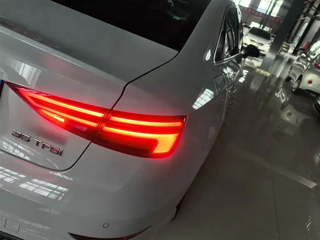Audi A3 — фото 8