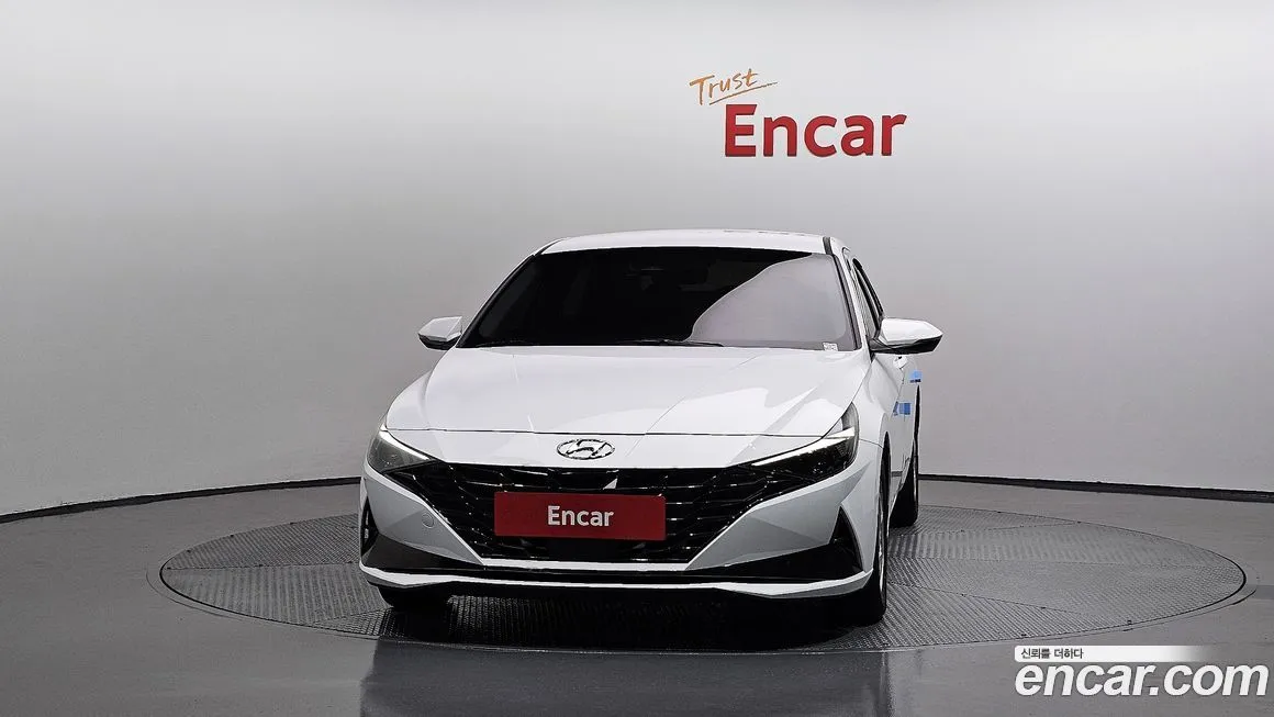 Hyundai AVANTE — фото 3