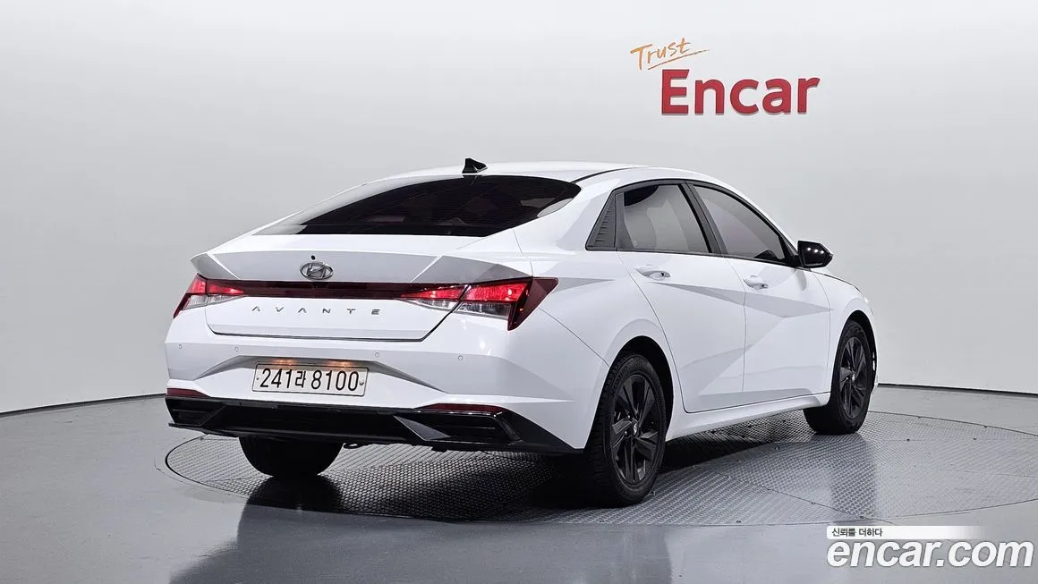 Hyundai AVANTE — фото 2