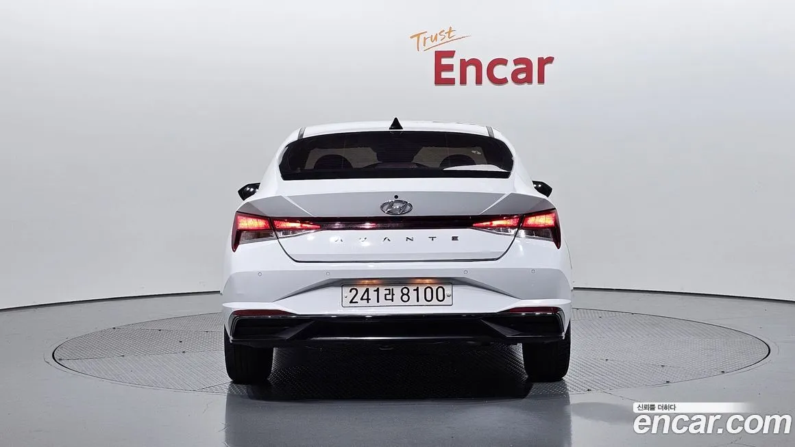 Hyundai AVANTE — фото 4