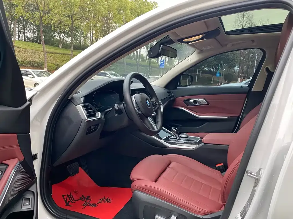 BMW 3 Series 2021 из CN, фото 5