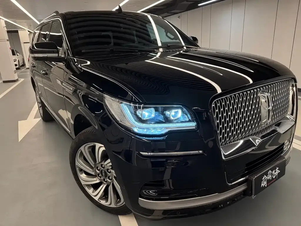 Lincoln Navigator 2023 из CN, фото 1