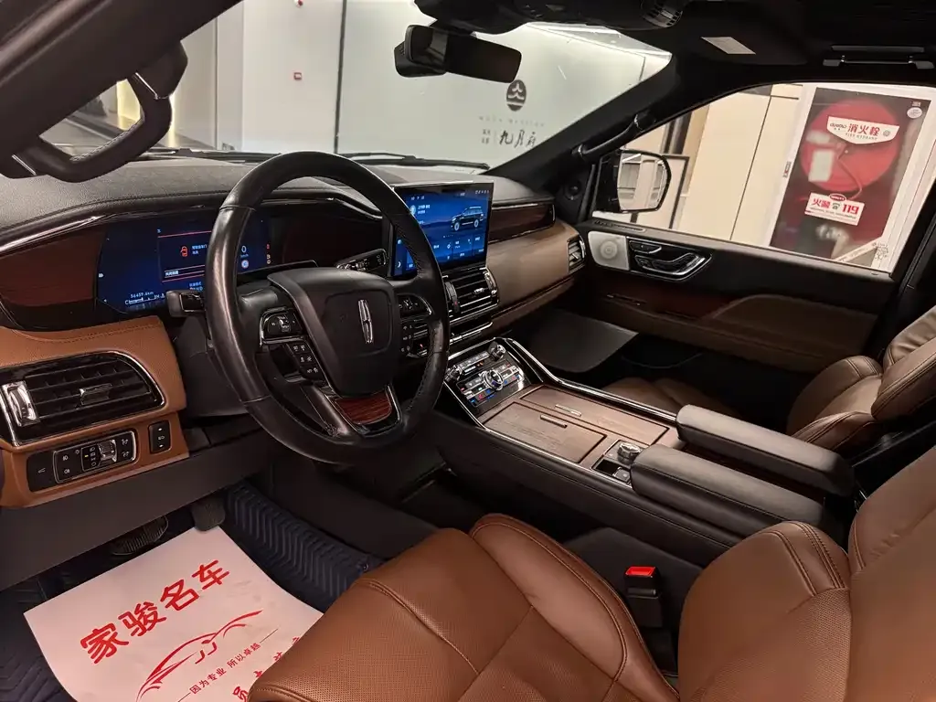 Lincoln Navigator 2023 из CN, фото 4