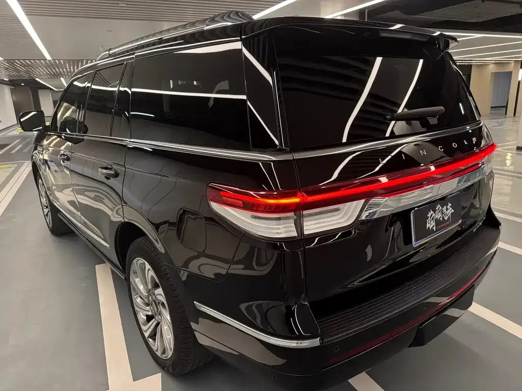 Lincoln Navigator 2023 из CN, фото 8