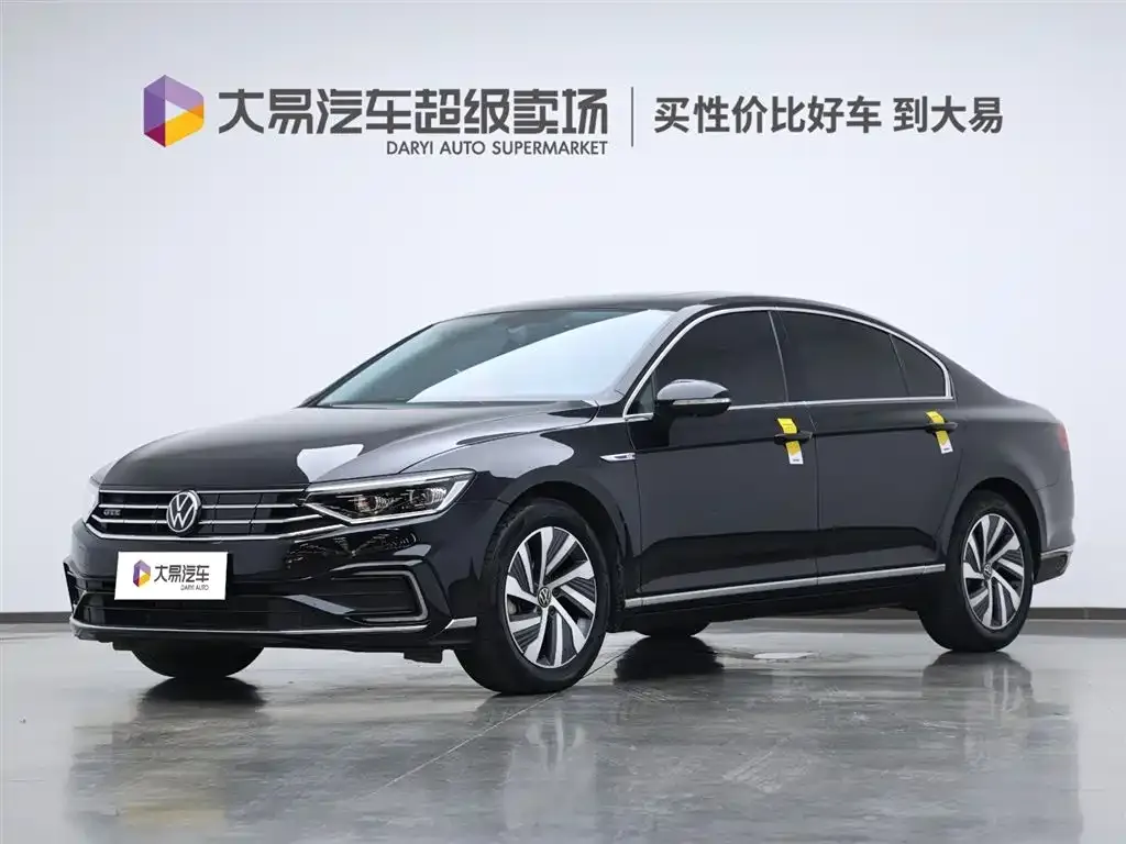 Volkswagen Magotan GTE PHEV 2023 из CN, фото 1