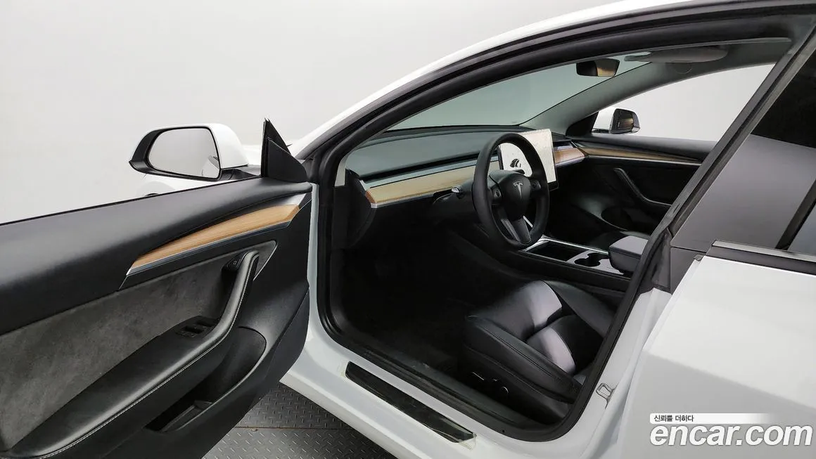 Tesla Model 3 2021 из KR, фото 10