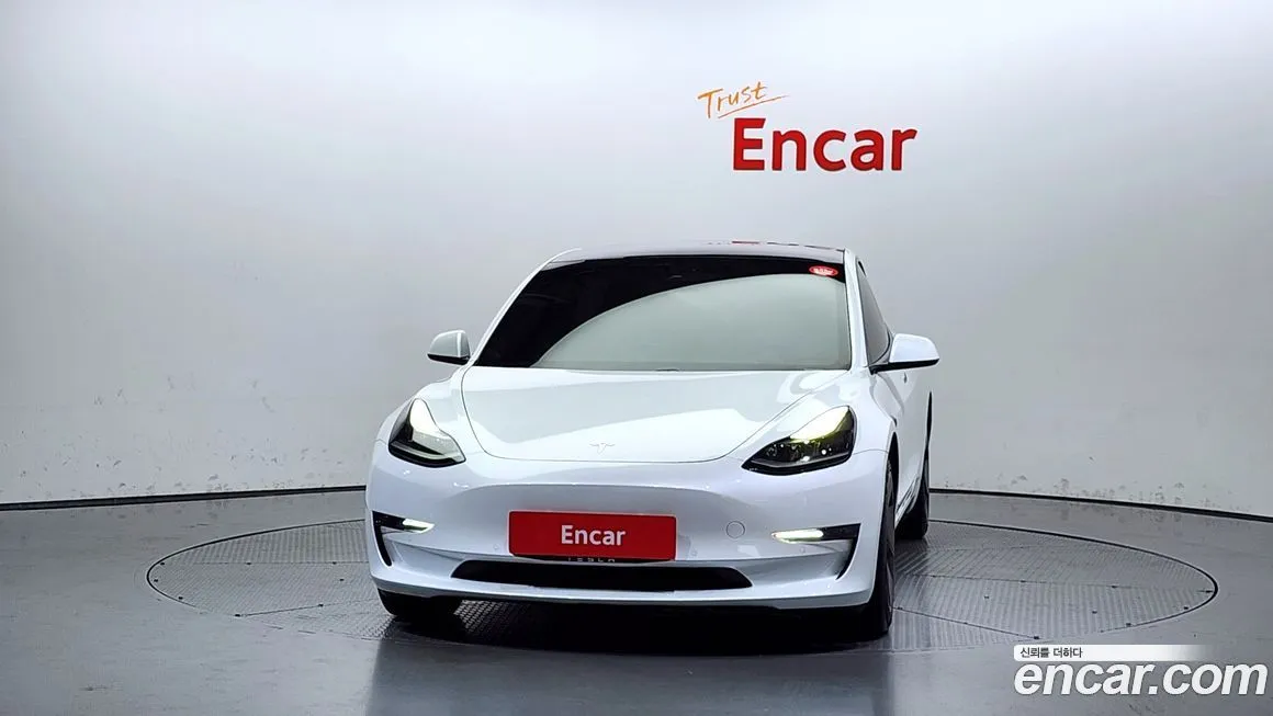 Tesla Model 3 2021 из KR, фото 3