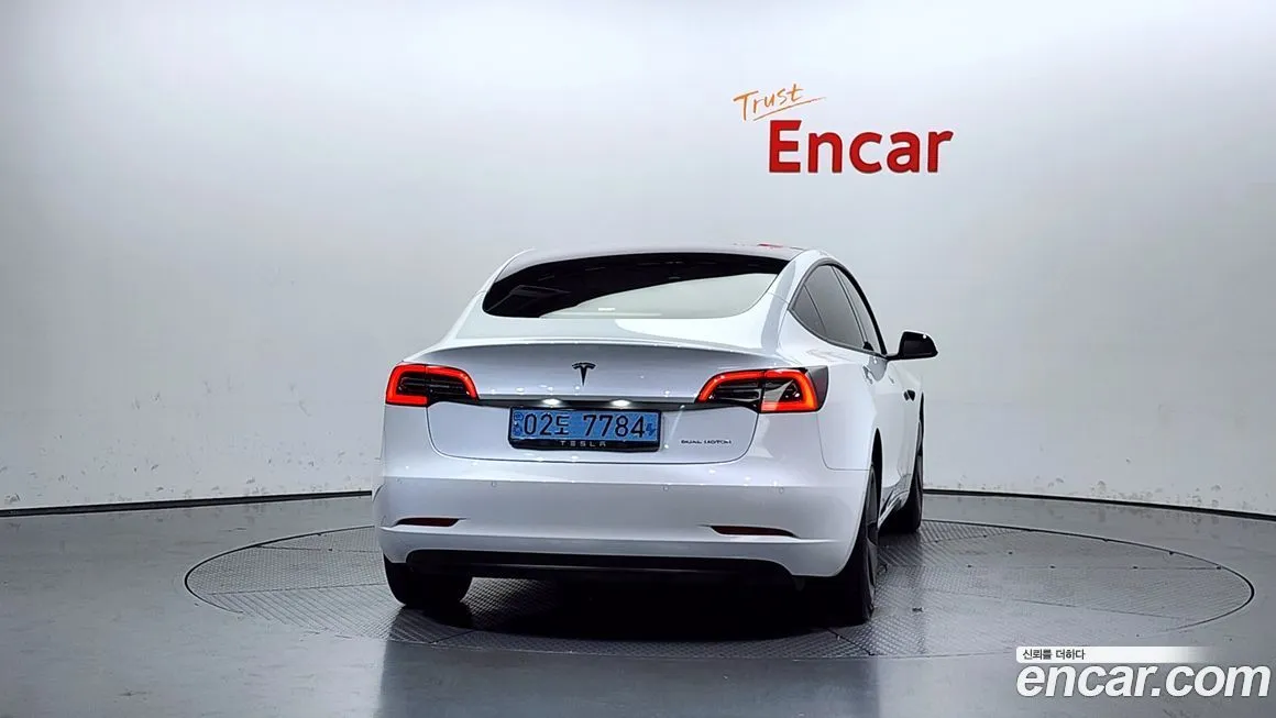 Tesla Model 3 2021 из KR, фото 4
