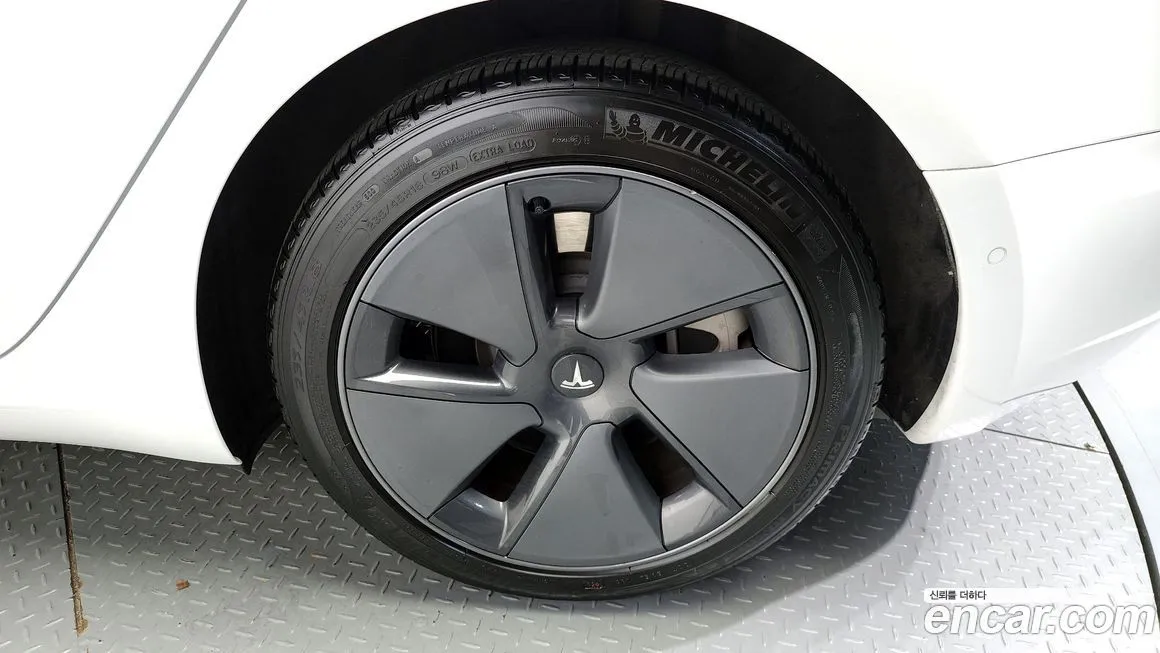 Tesla Model 3 2021 из KR, фото 5