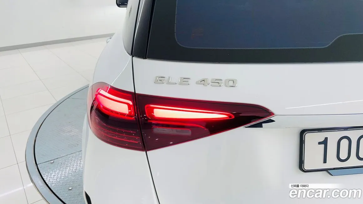 Mercedes-Benz GLE-Class — фото 10