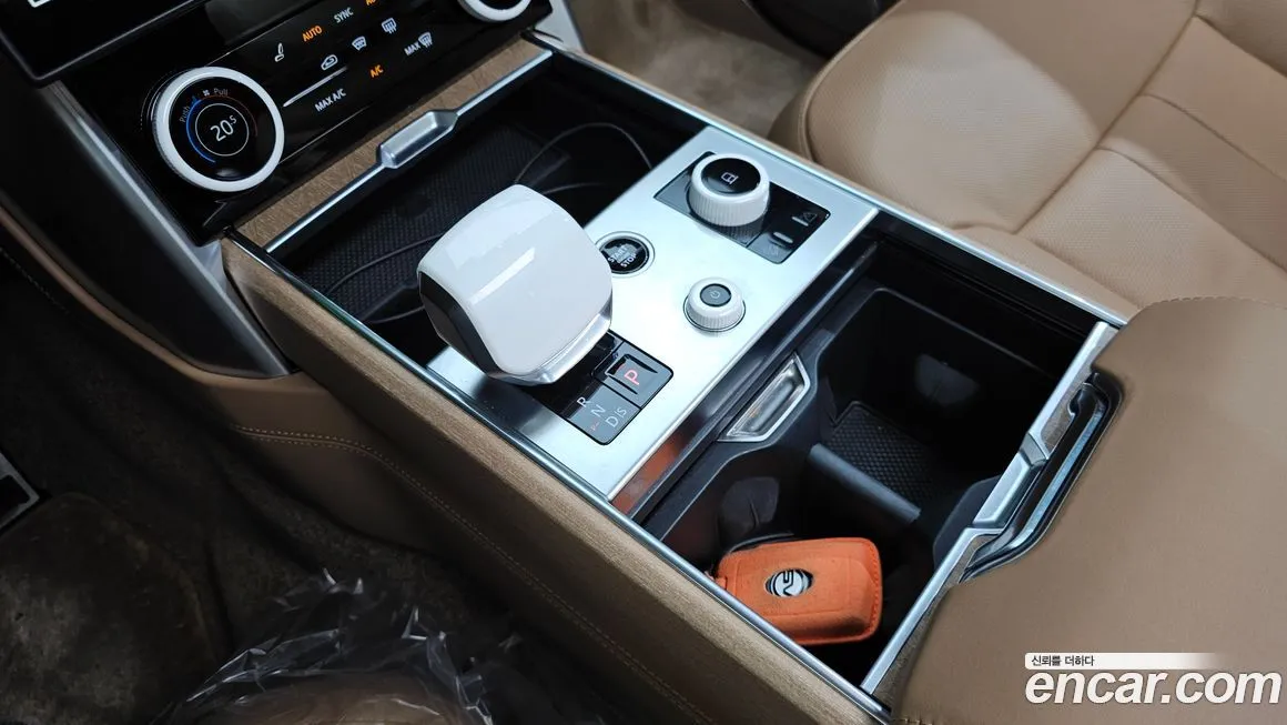 Land Rover Range Rover 2023 из KR, фото 9