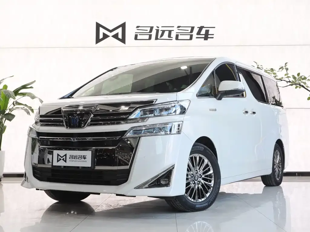 Toyota Vellfire 2022 из CN, фото 1
