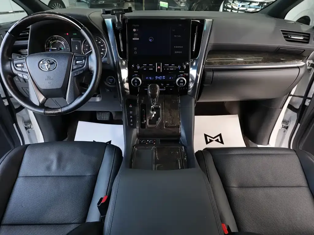 Toyota Vellfire 2022 из CN, фото 7
