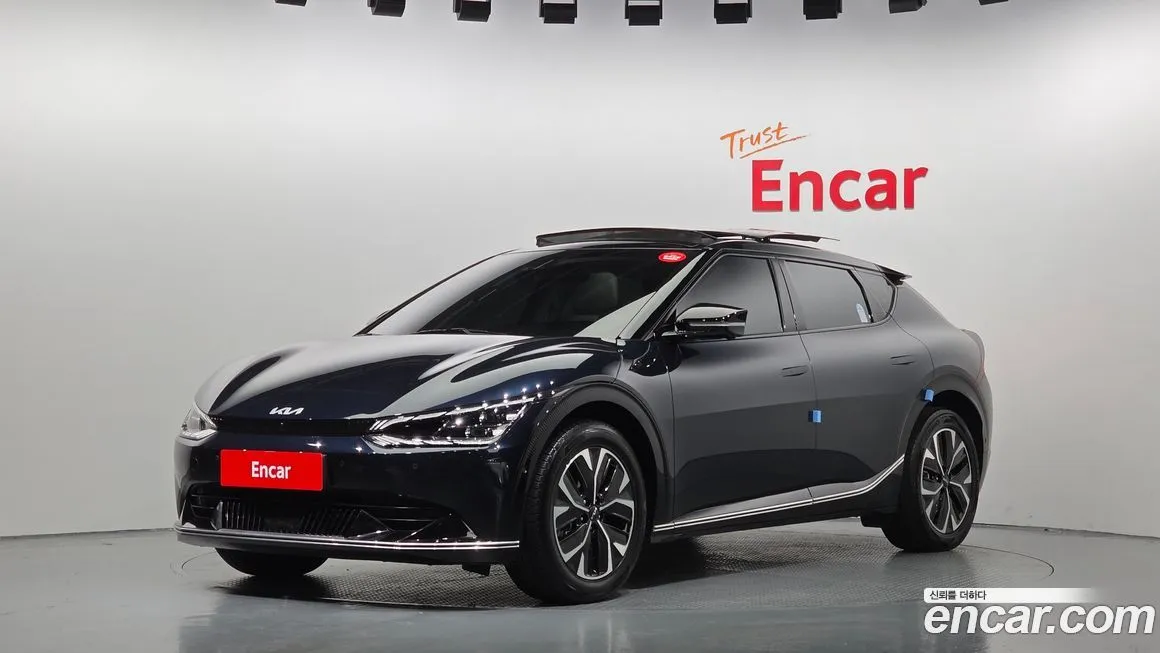 Kia EV6 — фото 1