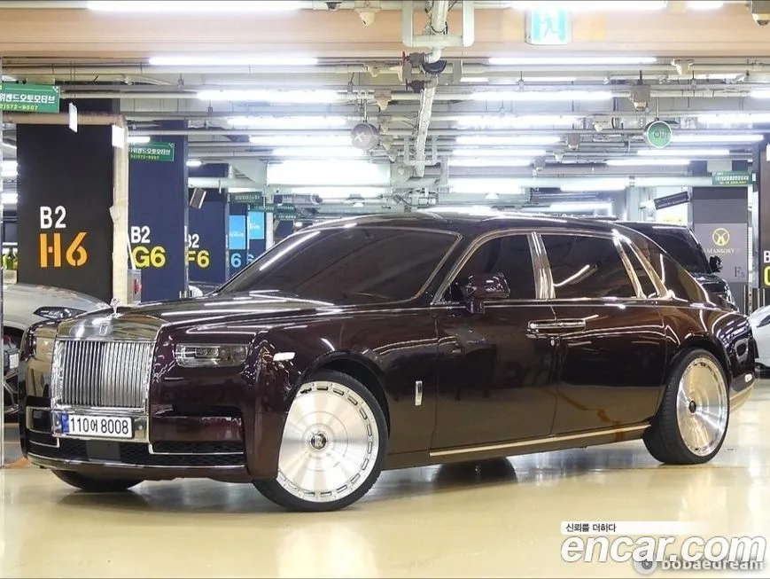 Rolls-Royce Phantom 2023 из KR, фото 2