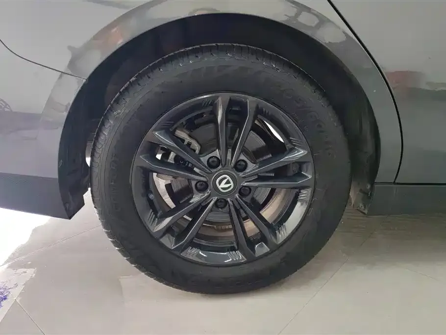 Changan Yida 2024 из CN, фото 4