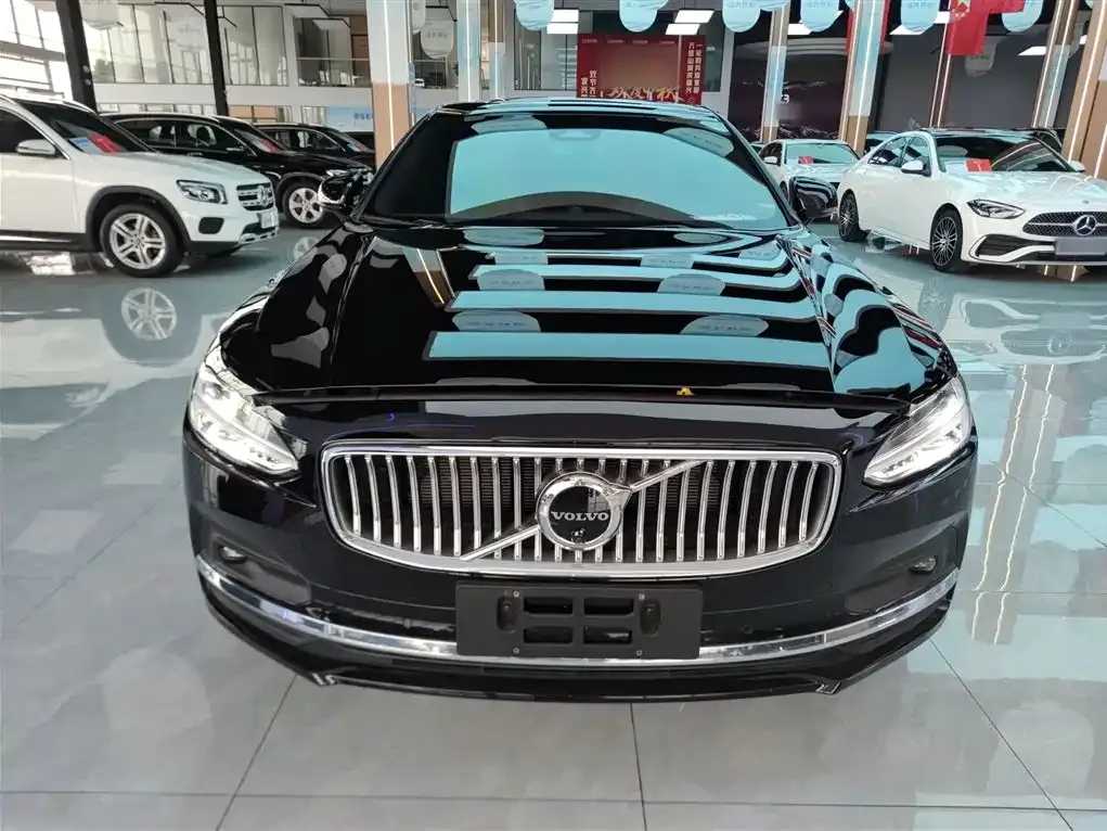 Volvo S90 2023 из CN, фото 3