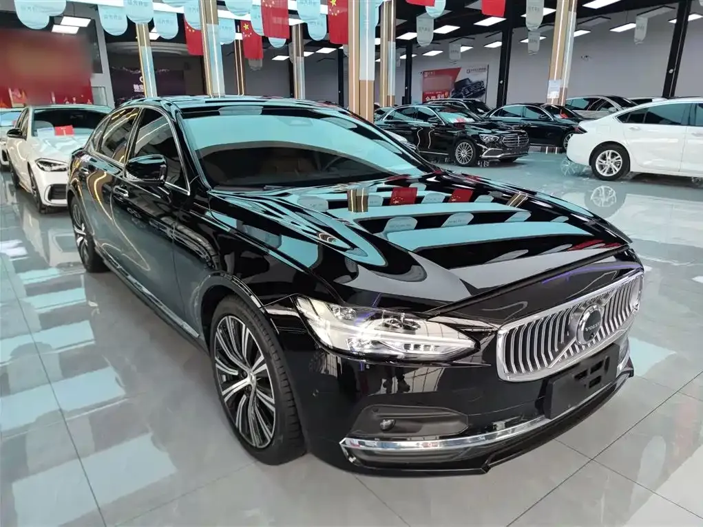 Volvo S90 2023 из CN, фото 4