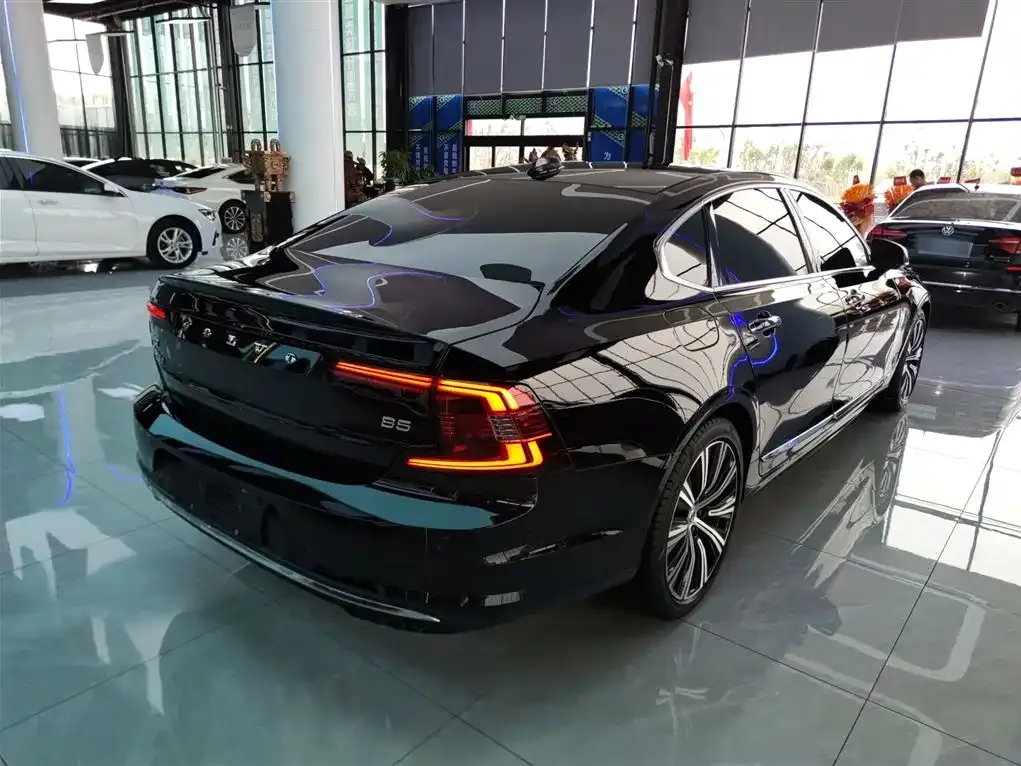Volvo S90 2023 из CN, фото 7