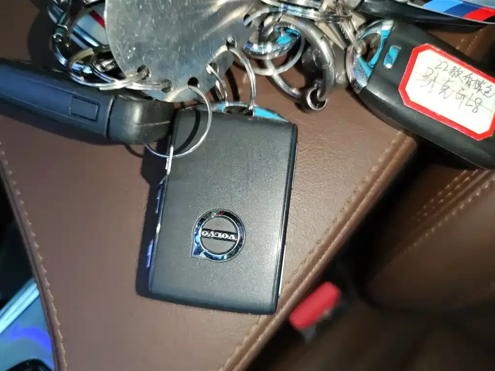 Volvo S90 2023 из CN, фото 9