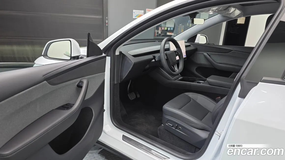 Tesla Model Y 2025 из KR, фото 10
