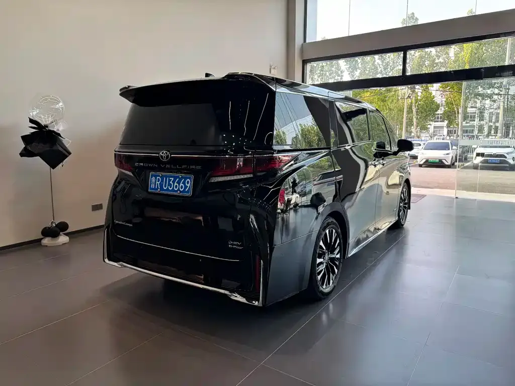 Toyota Vellfire 2024 из CN, фото 5