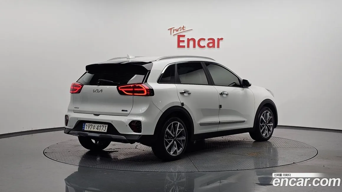 Kia Niro — фото 2