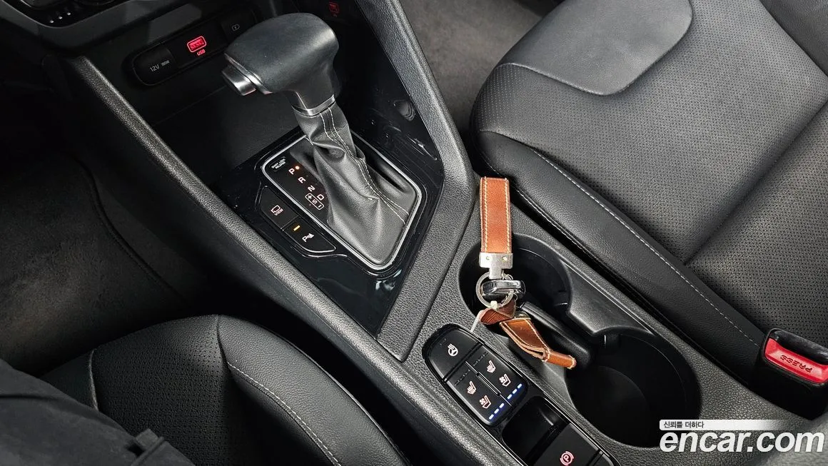 Kia Niro — фото 9