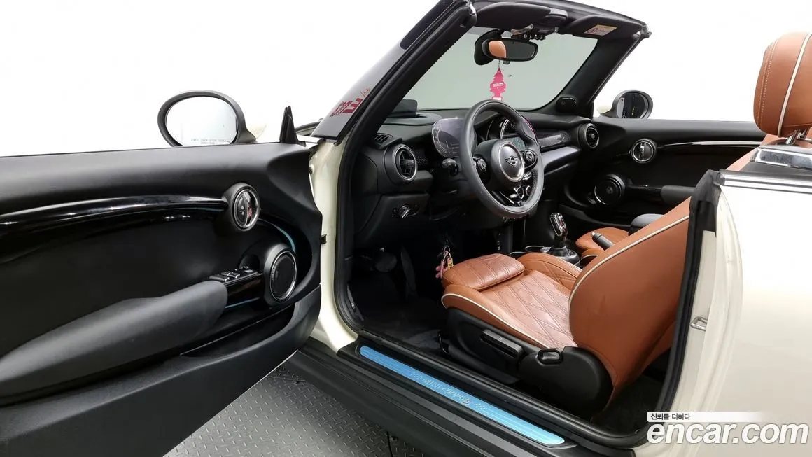 [object Object] Cooper Convertible 2021 из KR, фото 10