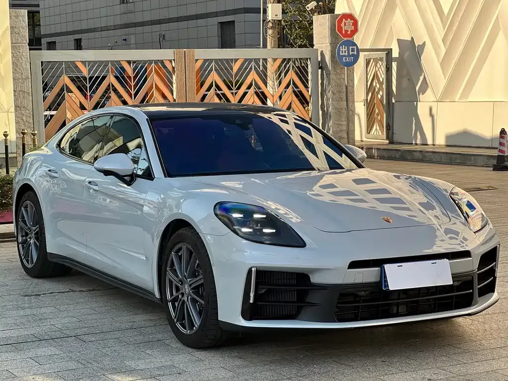Porsche Panamera — фото 3