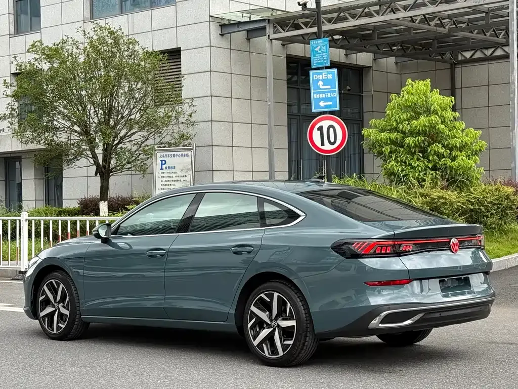 Volkswagen Lamando 2024 из CN, фото 3